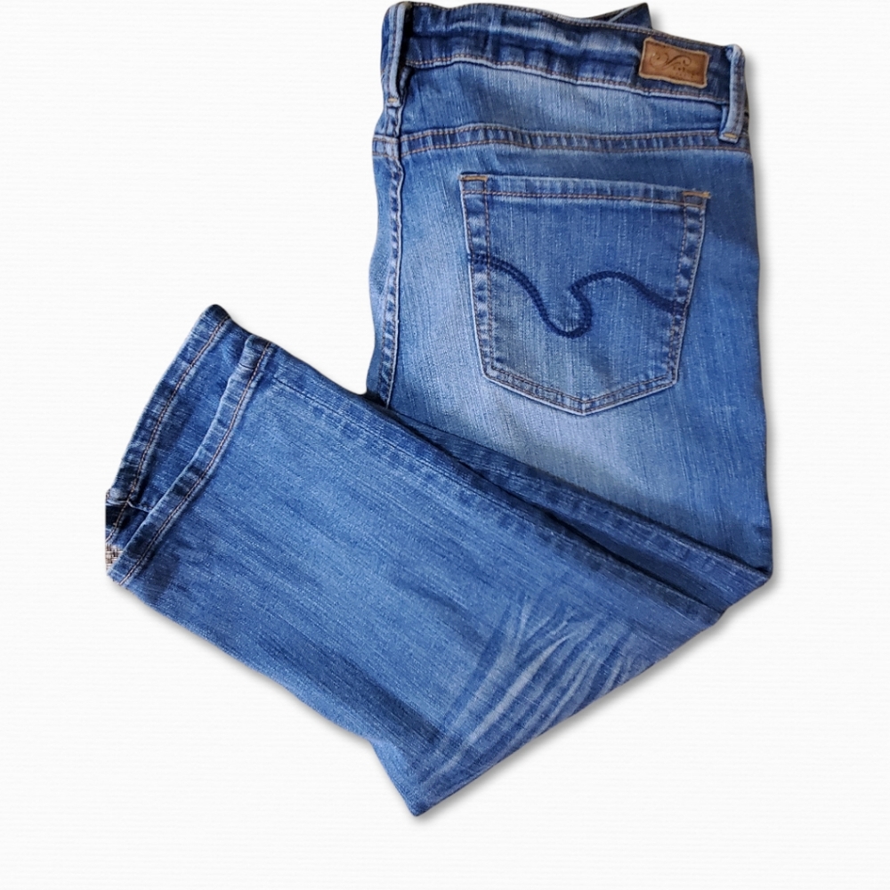 Refuge Distressed Capri Comfy Blue Denim Jeans Sz 13